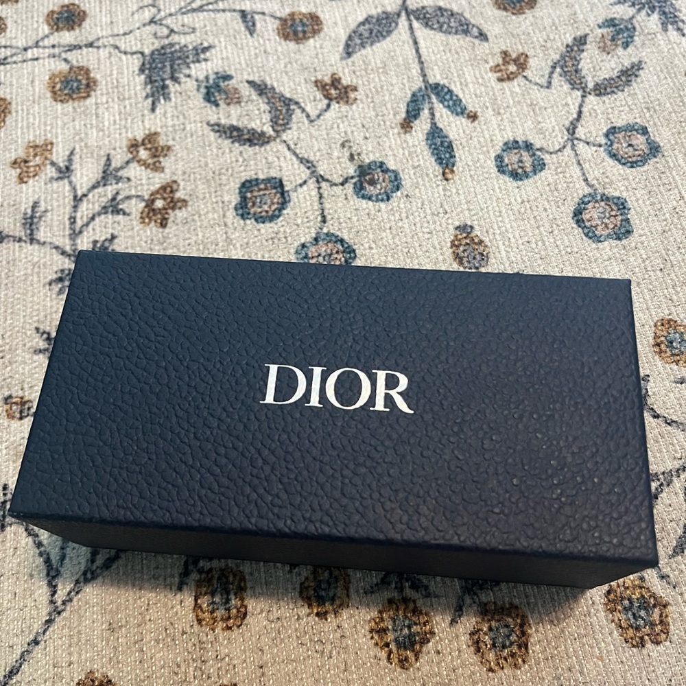 Dior gift box.navy blue